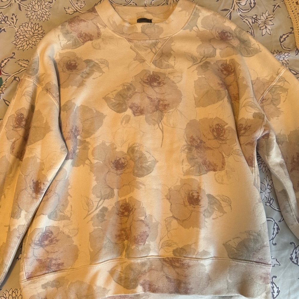 Abercrombie & Fitch Vintage Rose Crewneck Sweater